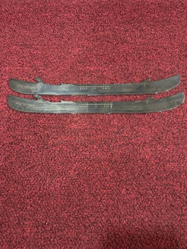 Bauer Fly-Ti 238 mm Item#MN238