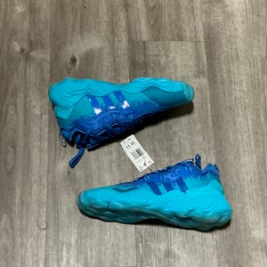 Men's Size M 10.0 (W 11.0) Adidas Trae Young 3 Shoes (New)