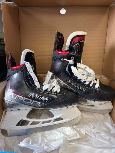 2021 Bauer Vapor 3X Hockey Skates Regular Width 7 (New)