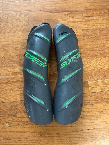 Large Shred Shin Guard (Used)