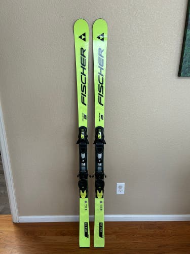 Fischer RC4 GS 168 cm Racing Skis With Bindings (Used)