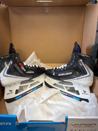2025 Bauer Vapor Flylite Hockey Skates Regular Width 8 (New)