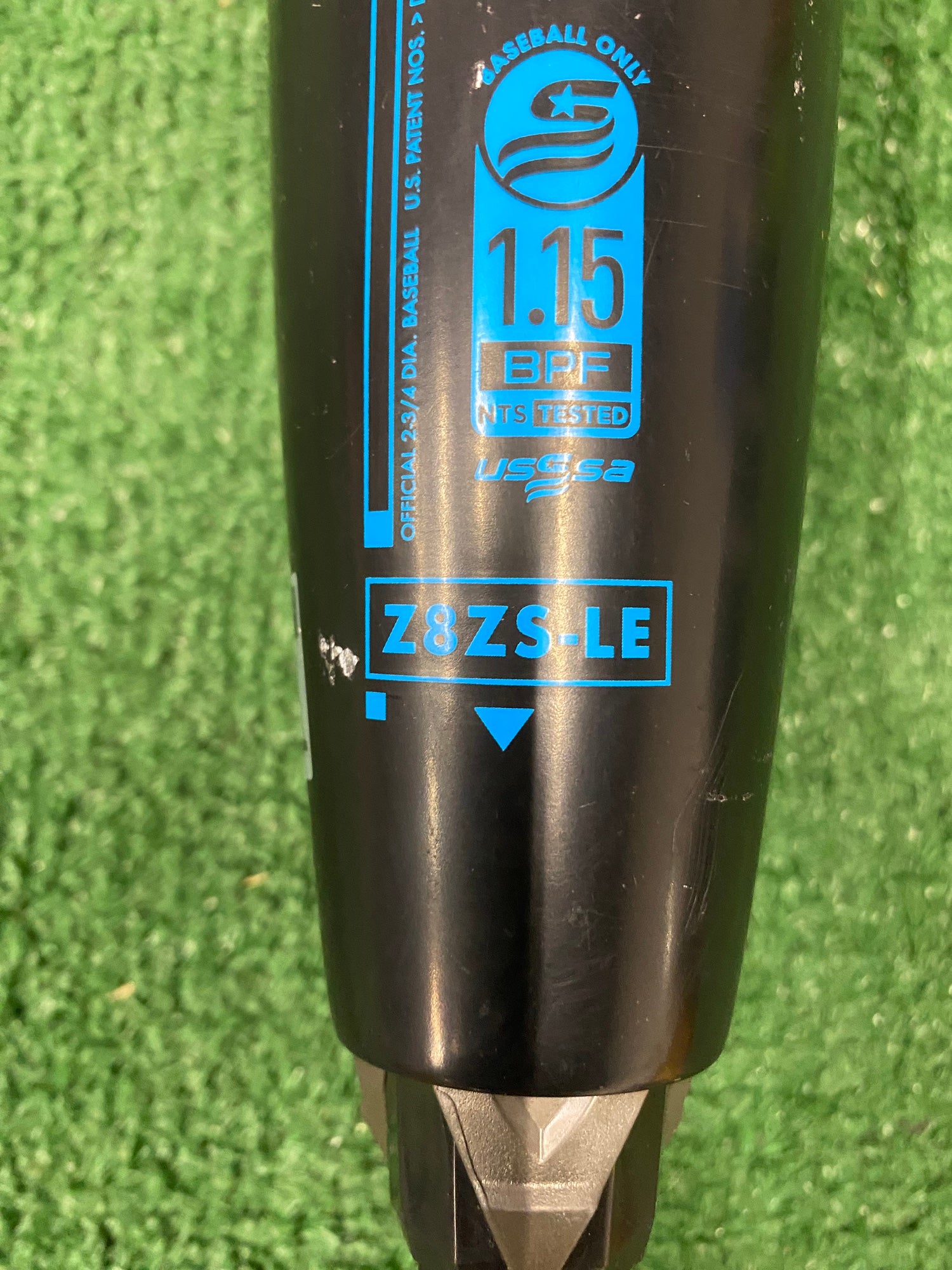 L'édition limitée DeMarini Zoa Glitch... - La Source du sport