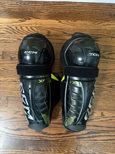 Junior CCM XF 13" Shin Pads