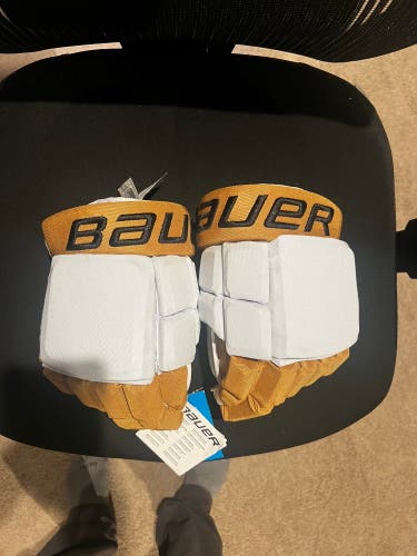 Bauer Pro Series Gloves 13" Pro Stock (New) - Victor Olofsson Vegas Golden Knights