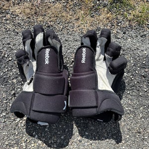 Reebok XTK Gloves 15" (Used)