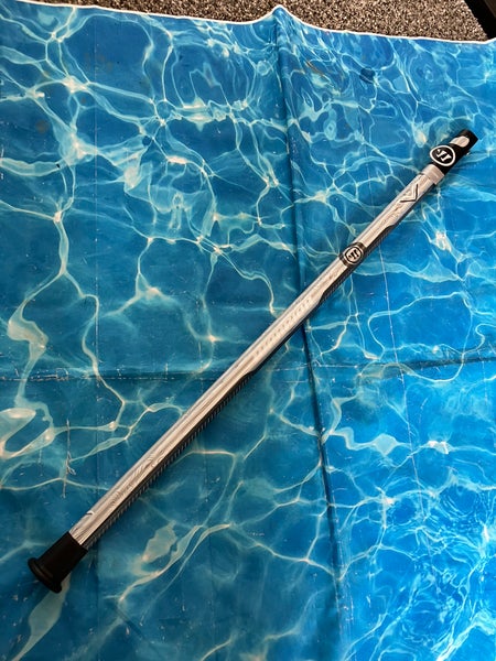 Warrior Evo V Alloy Core Carbon Lacrosse Shaft (New)