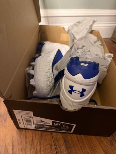 UA 1.5Y baseball cleats new in box