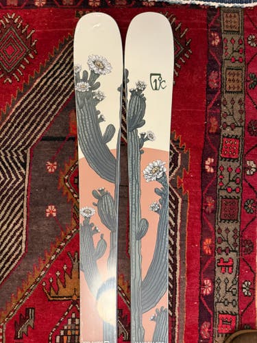 Icelantic Maiden 102 Skis - 162cm NEW