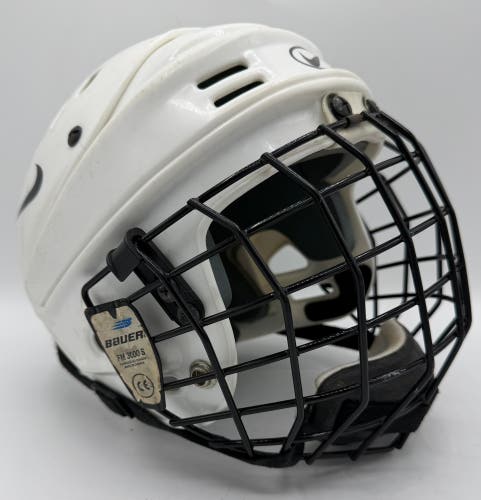 Small White Nike NHH0002 Helmet