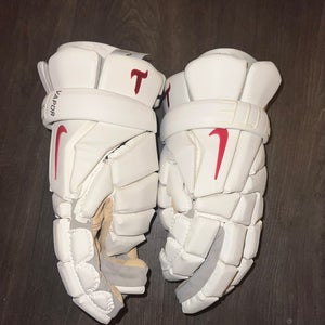 BN Thompson Brothers mitts