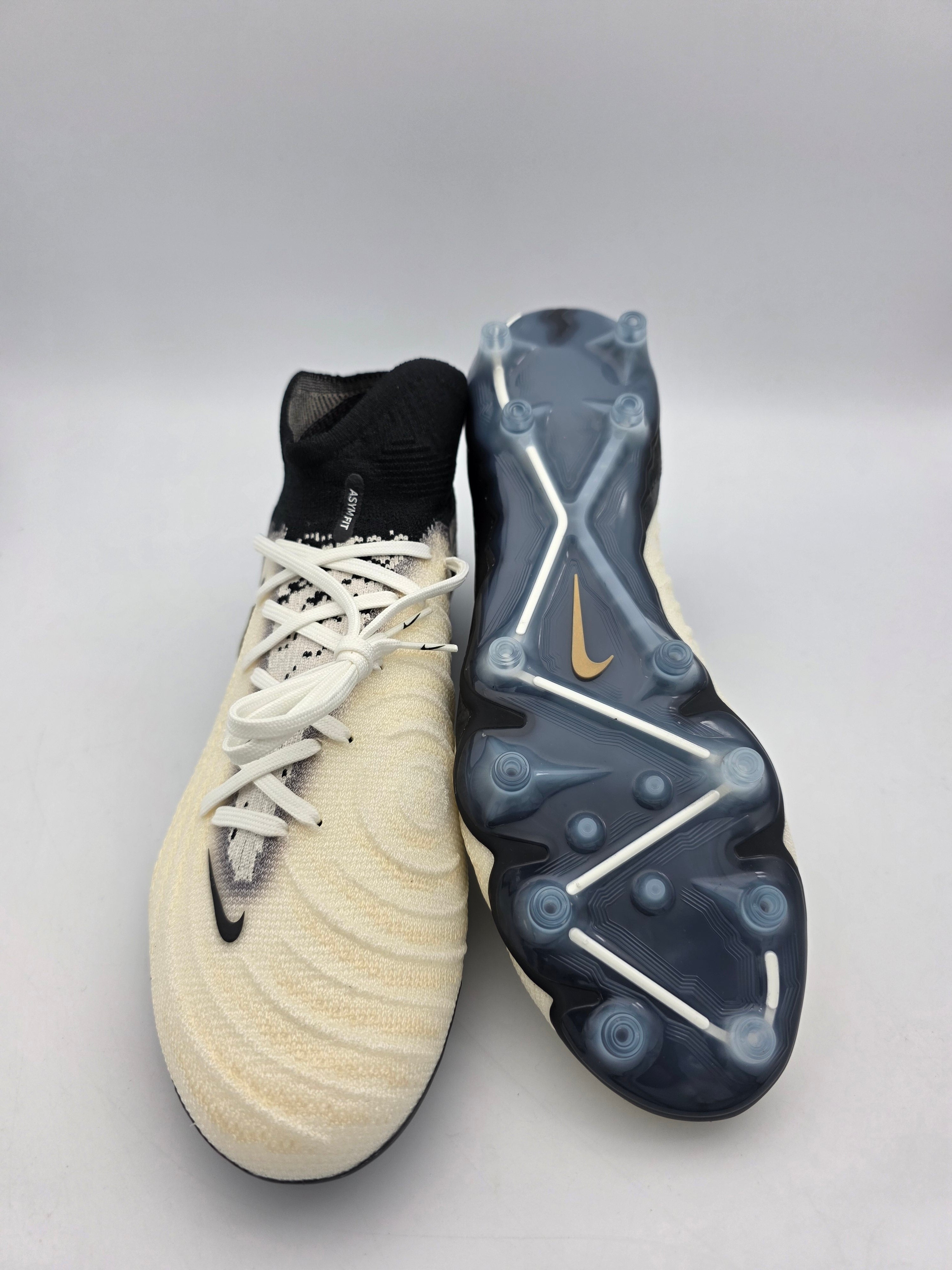 Nike Phantom Luna 2 Elite AG Pro Mad Ready Pack Size 8 FQ8932-100 New Nike Phantom Luna 2 Elite AG-Pro Mad Ready | Mercari main image 4