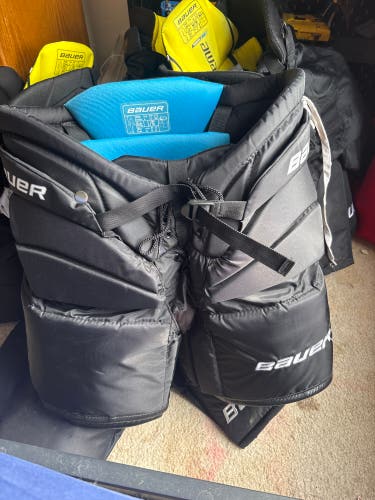 Senior Large Bauer Hockey Pants (New)