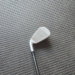 Men's 6 Iron TaylorMade Rbladez Right Handed Regular Flex (Used)