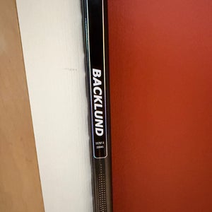 Senior True Catalyst 9x3 Left Hand Hockey Stick P28 80 Flex (Used)