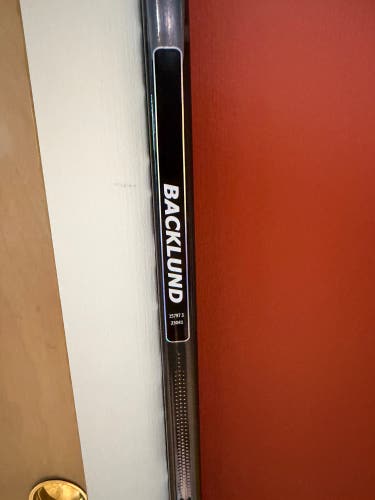 Senior True Catalyst 9x3 Left Hand Hockey Stick P28 80 Flex (Used)