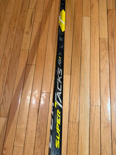 Intermediate CCM Super Tacks AS1 Right Handed Hockey Stick P29 65 Flex (Used)