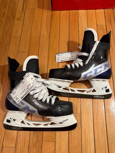 Black 2021 CCM JetSpeed FT4 Pro Hockey Skates Regular Width Pro Stock 9 (New)