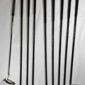 Wilson 3-PW Deep Red Fat Shaft Iron Set - Right Handed Regular Flex