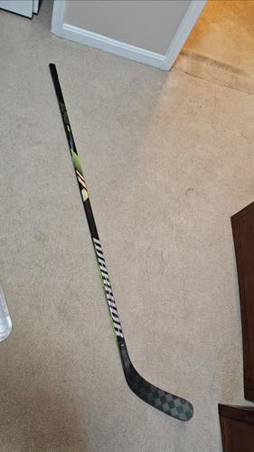 Senior Warrior Alpha LX2 Pro Left Hand Hockey Stick W88 95 Flex Pro Stock (Used)