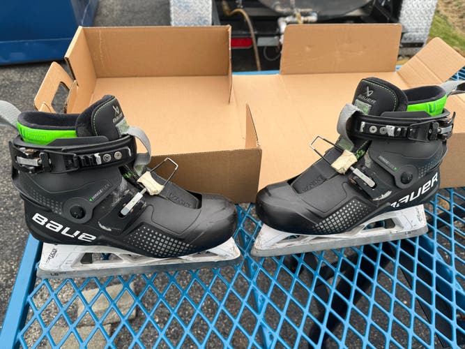 Bauer Konekt Hockey Goalie Skates Regular Width 7 (Used)