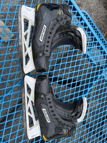 2018 Bauer Supreme 2S Pro Hockey Goalie Skates Regular Width 7.5 (Used)