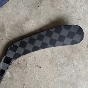 Intermediate Warrior Alpha LX Pro Right Handed Hockey Stick W03 63 Flex Pro Stock (Used)