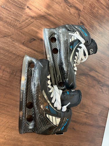 WHL True One Piece Hockey Goalie Skates Regular Width Pro Stock 10