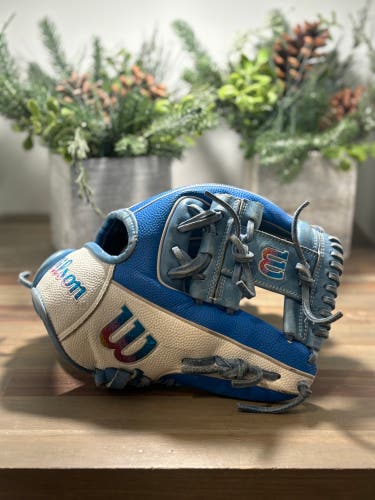 Wilson A2000 DP15 RH Infield Baseball Glove 11.5"