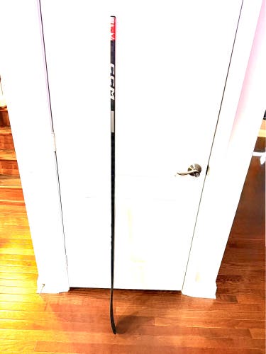Intermediate CCM Ribcor Trigger 7 Right Handed Hockey Stick P28 65 Flex (Used) Uncut Super Clean!!!