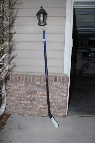 Calle Rosen 2024-25 Colorado Eagles Team Signed Bauer Hype2Lite Game Used Stick