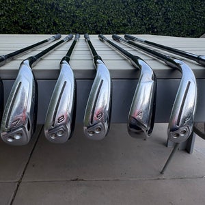 Men's TaylorMade RBZ Right Handed Iron Set Regular Flex (Used)