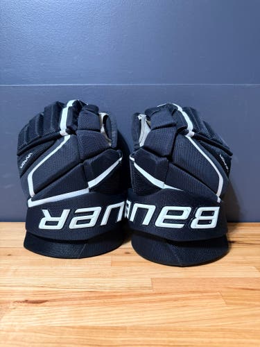 Bauer Vapor X-Shift Pro Gloves 13" (Used)