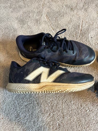 Blue Men's Size M 10.5 (W 11.5) Adult New Balance Fresh Foam Turf 3000 Shoes (Used)