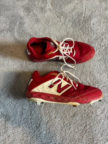 Red Men's Size M 9.0 (W 10.0) Adult New Balance Low Top Metal (Used)