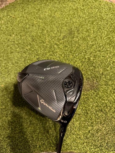 TaylorMade Qi35 9* Driver, Ventus Regualr Flex, RH