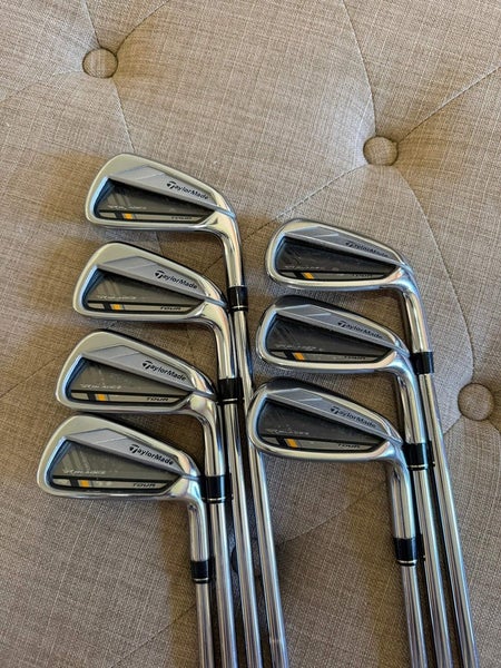 Taylormade Rocketbladez Tour Iron Set 4-PW KBS Tour Regular Flex Standard NICE