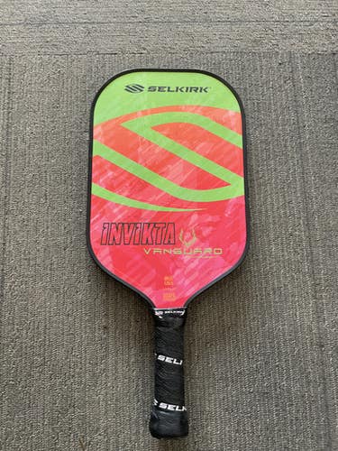 Used Selkirk INVIKTA VANGUARD Pickleball Racquet Orange 11614-S000232748