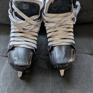2019 Bauer Supreme S190 Hockey Goalie Skates Extra Wide Width 8 (Used)
