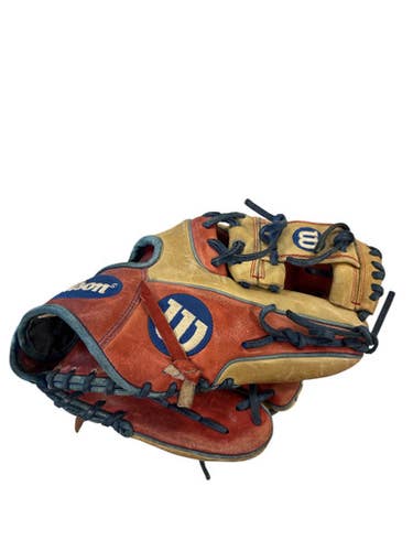 Used Wilson A2000 BB/SB Glove RH Throw None 11 1/4" 11850-S000023706