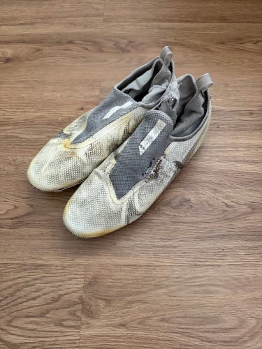 White Size M 10.5 Adult Nike Vapor Mid Top