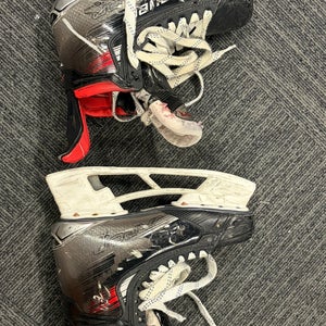 Black 2023 Bauer Vapor X5 Pro Hockey Skates 9 (Used)