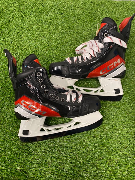 CCM JetSpeed FT6 Pro Hockey Skates | Intermediate Size 6.5