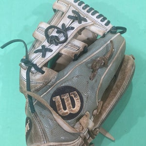 Used Wilson A2000 Right Hand Throw Softball Glove 11.75"