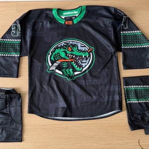 New York City Beer League Ice Hockey Jersey XXL