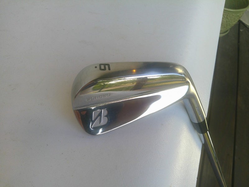 Bridgestone J15MB Forged 6-Iron w/ True Temper DG PRO S300 Stiff Flex Shaft