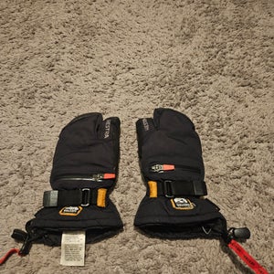Hestra 3 Finger Mittens, Size 4