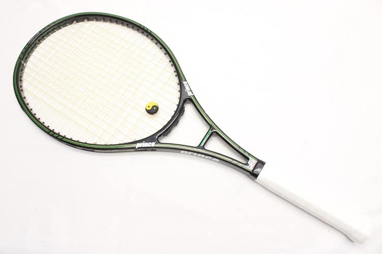 *USED* PRINCE CLASSIC GRAPHITE MIDPLUS TENNIS RACQUET (4 3/8) FROM A COLLECTOR