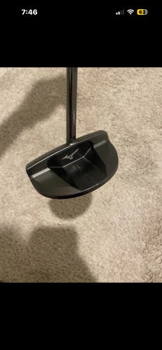 Black Mizuno OMOI Type V Left Hand Putter 35" (Used)