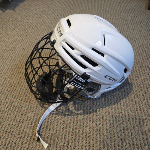 CCM Tacks 920 Helmet Combo White Small